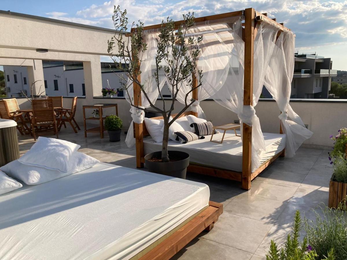 Appartement Rooftop Spa à Trogir Extérieur photo